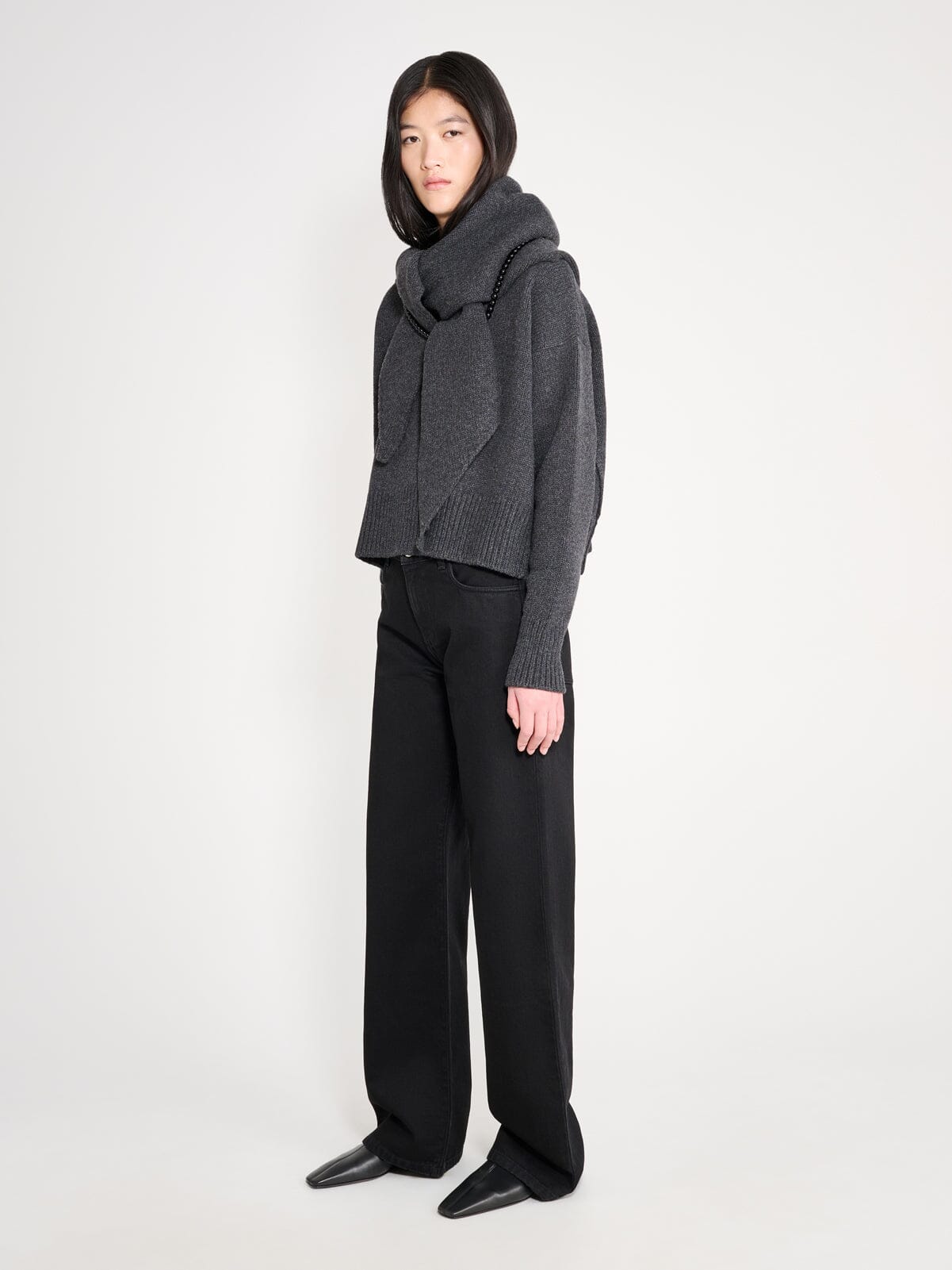 Nackiyé Queen's Guard Scarf