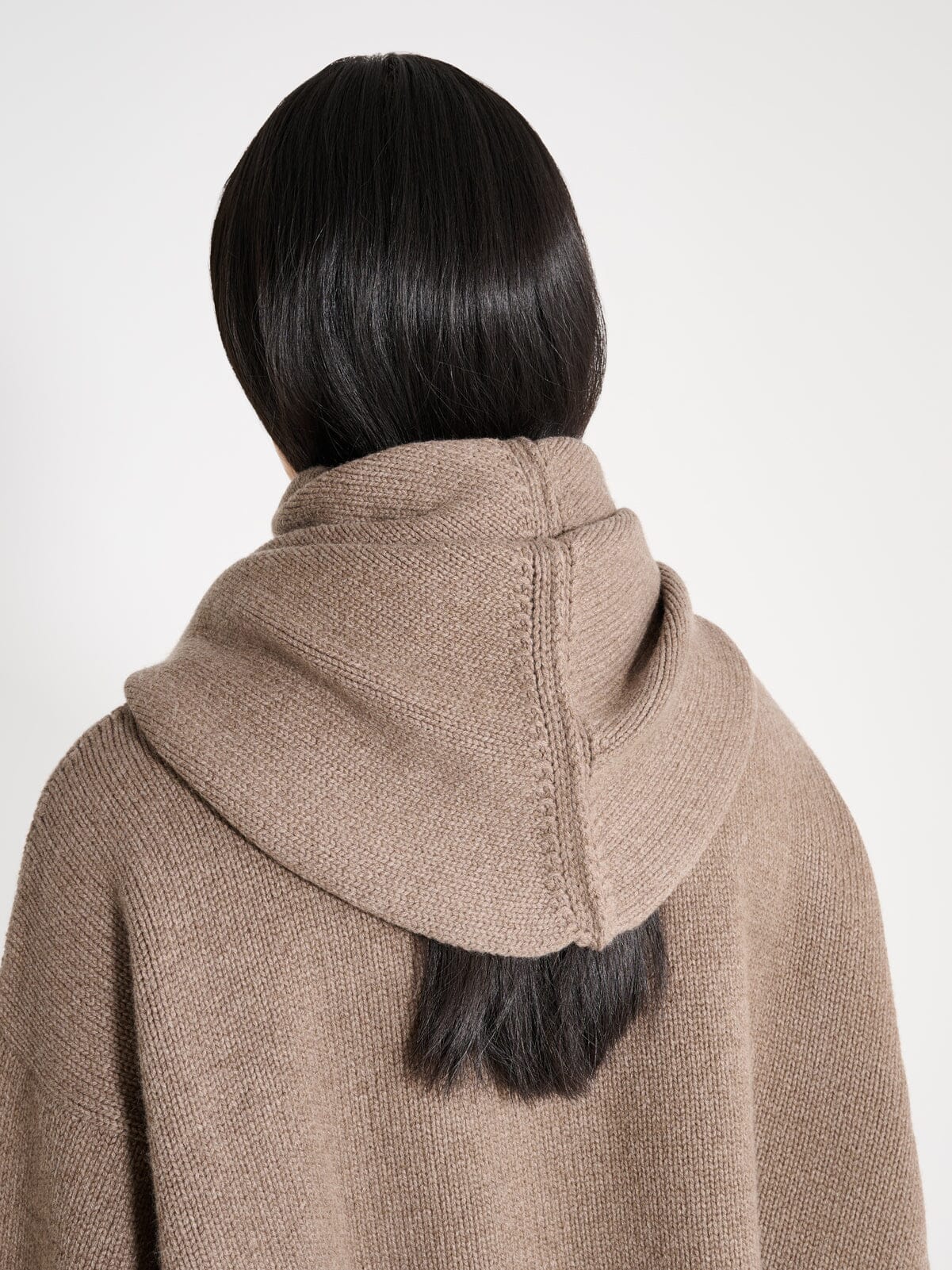 Nackiyé Queen's Guard Scarf