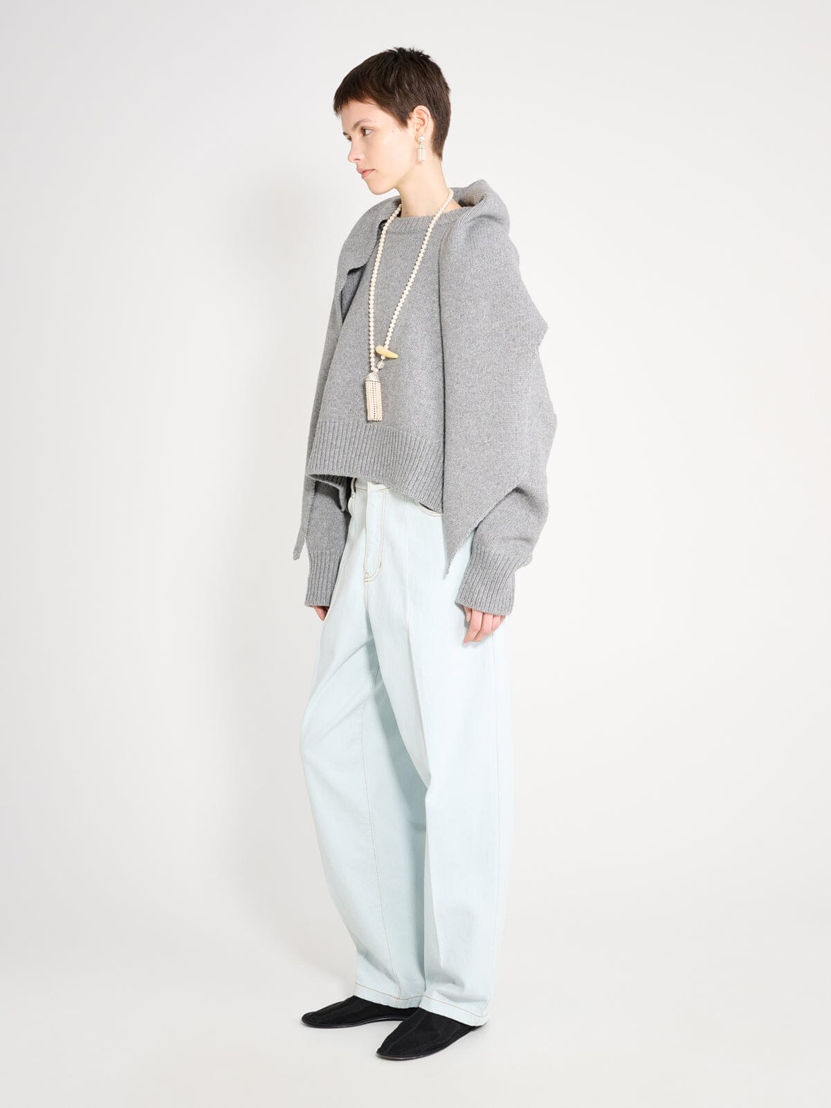 Nackiyé Queen's Guard Scarf