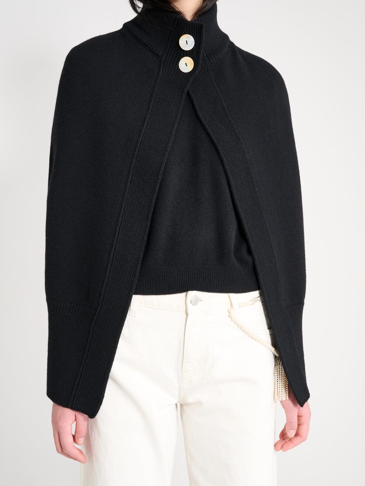 Nackiyé Roxalena Knit Cape