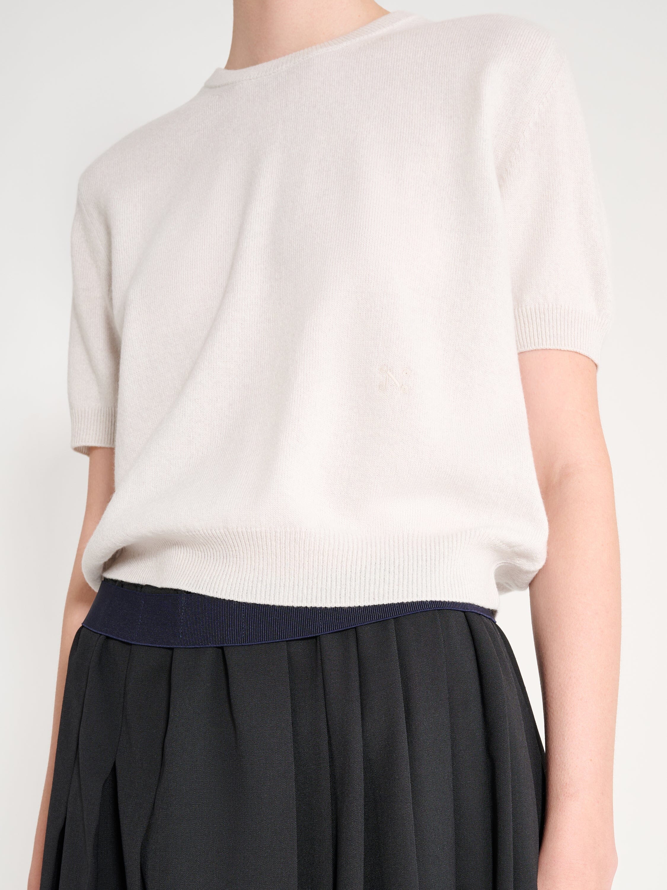Nackiyé Crewneck Pearl Cashmere Short Sleeved Crewneck