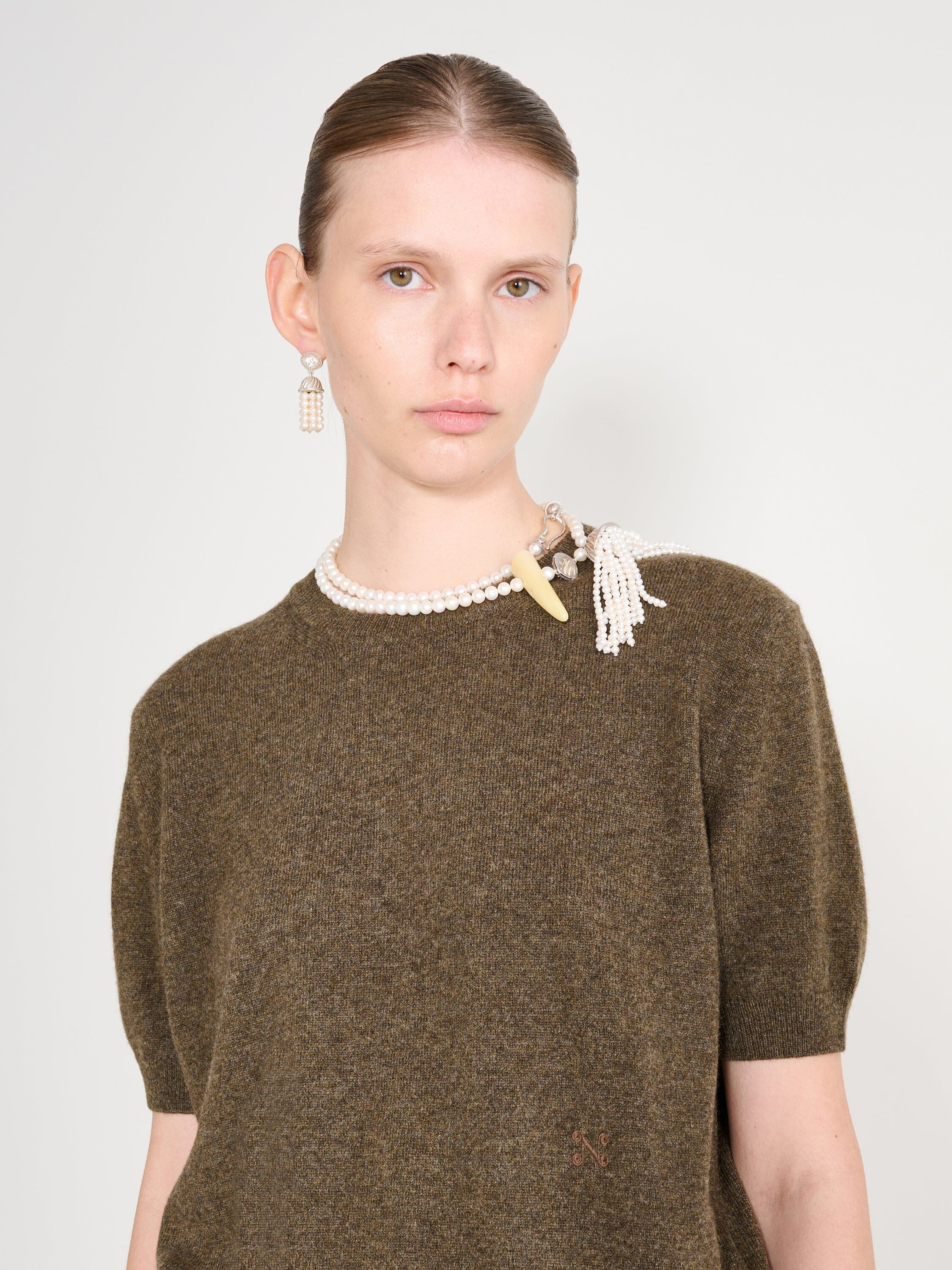 Nackiyé Crewneck Pearl Cashmere Short Sleeved Crewneck