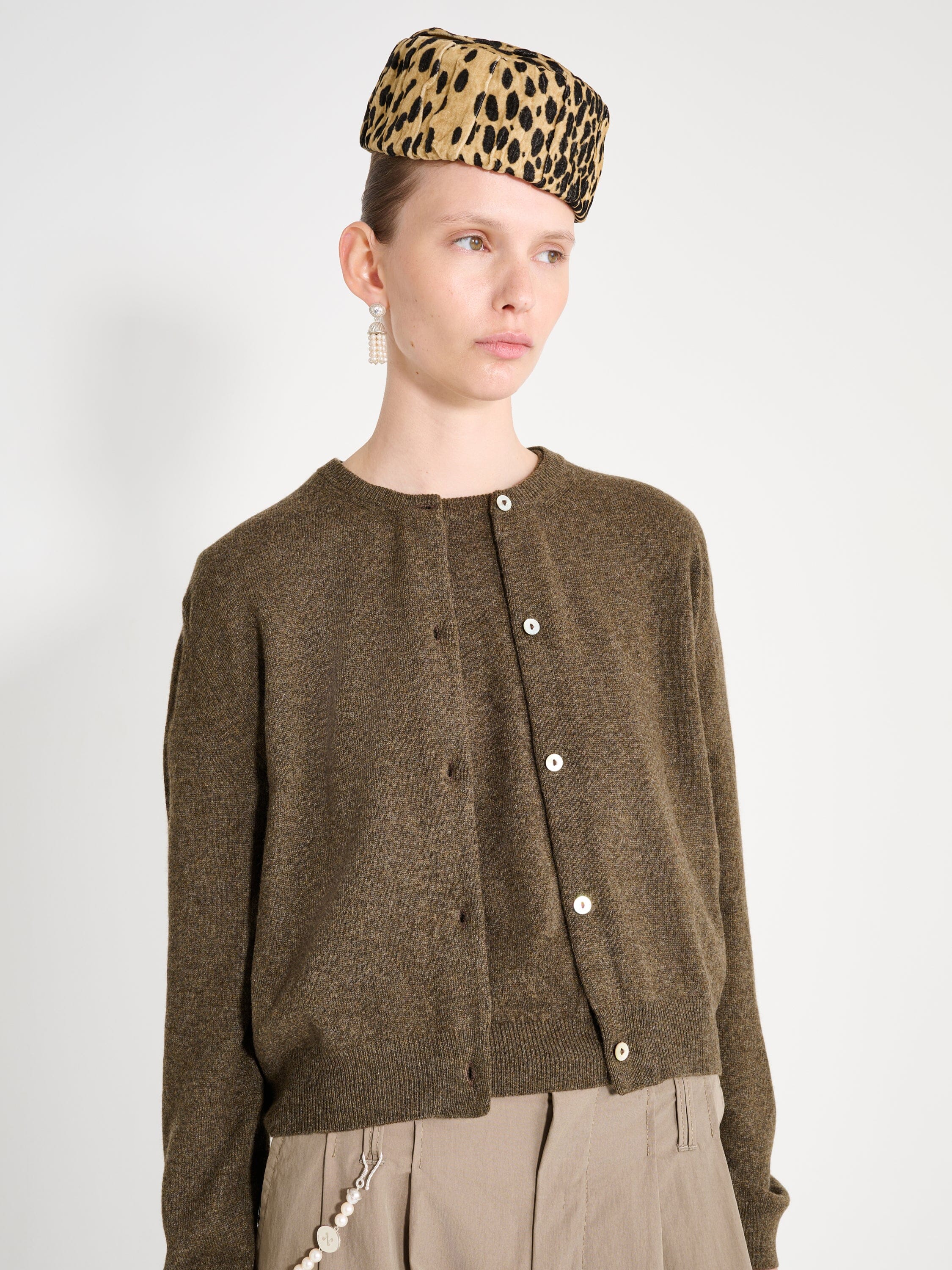 Nackiyé Cardigan Sea Shell Cashmere Cardigan